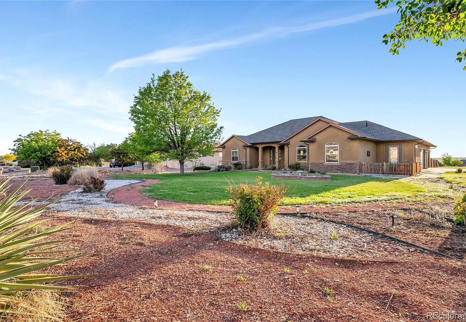 4 bed, 3.0 bath, 2994 sqft, $2,650 — Photo 3