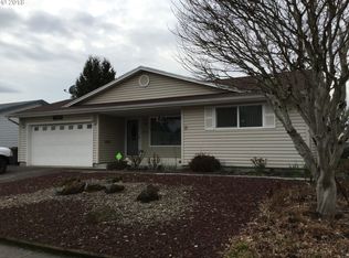 531 S Columbia Dr, Woodburn, OR 97071