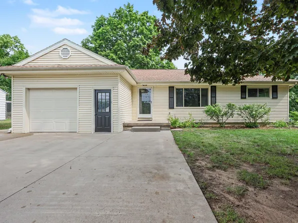 360 Clark St, Grass Lake, MI 49240