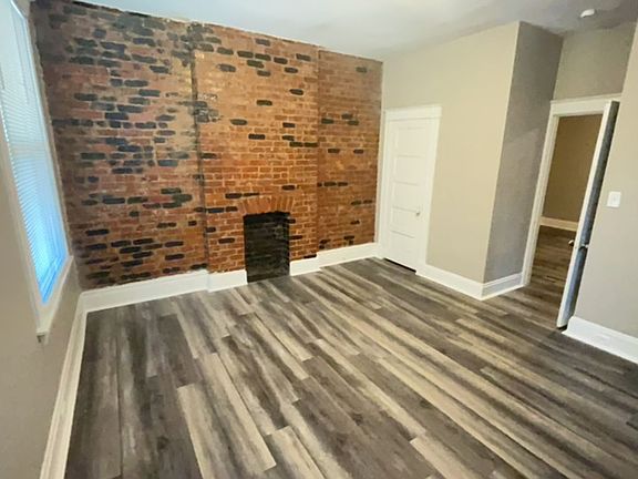 4th image of 108 Valencia St #1