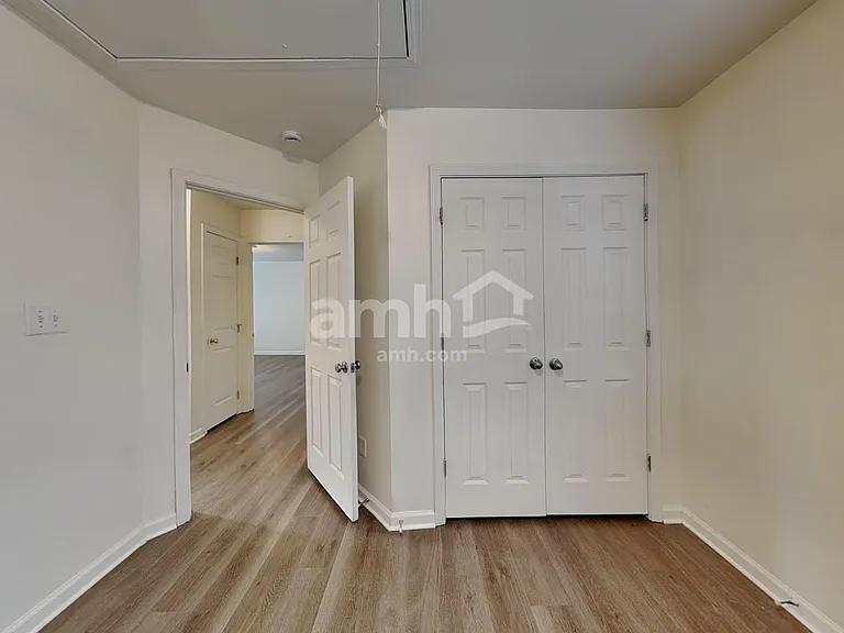 1516 Clover Ridge Ct — Photo 18