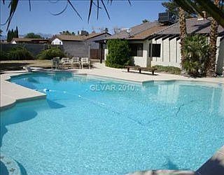 3rd image of 2030 Red Rock St