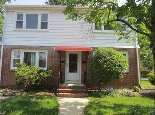 15 Brookfield Rd FLOOR 2, Montclair, NJ 07043