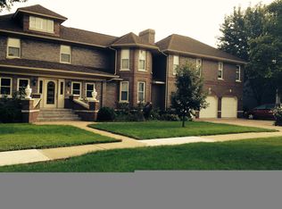 1506 Oswego Rd, Naperville, IL 60540