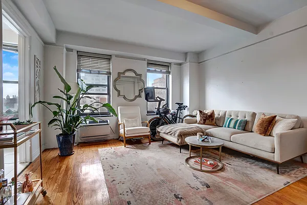 Rented by Oxford Property Group | media 1