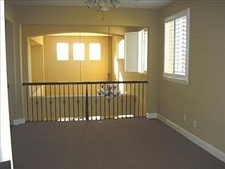 4th image of 703 Hardy Ct