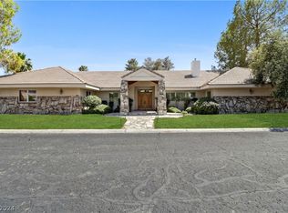 3840 Topaz St, Las Vegas, NV 89121