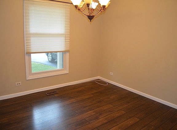 4th image of 601 College Xing #601
