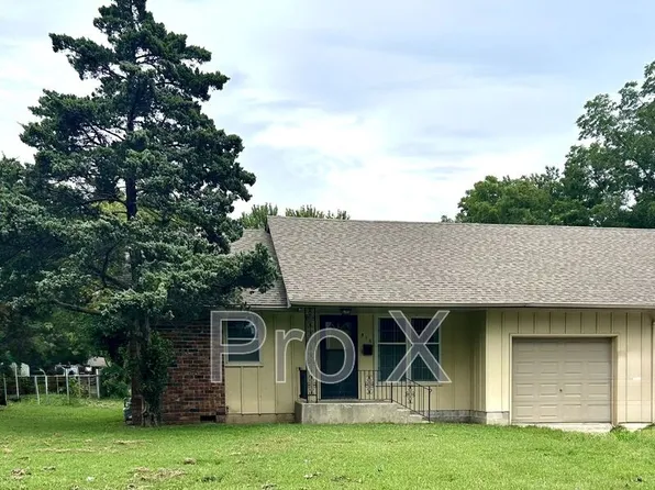 515 E Jefferson St, Pittsburg, KS 66762