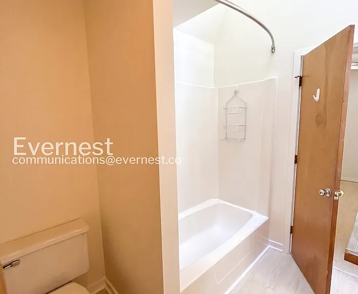 128 Sharps Rd — Photo 16