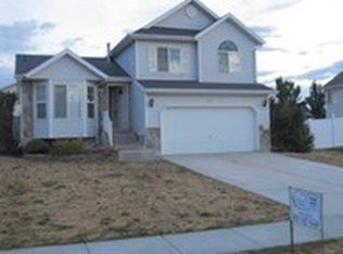 887 W 1470 N, Clinton, UT 84015