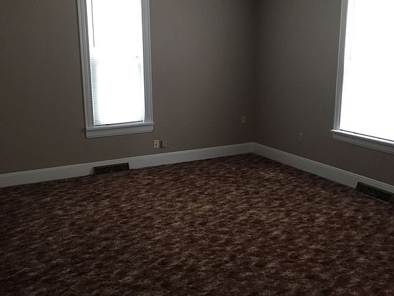 3rd image of 241 Sturges Ave