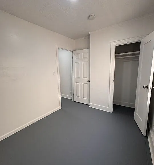 1650 S Rimpau Blvd — Photo 11