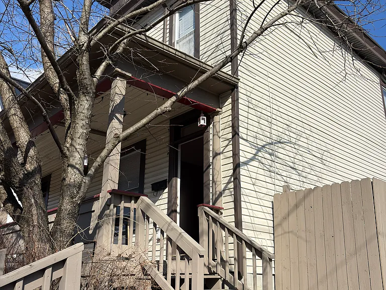 2400 Findley Ave — Photo 2