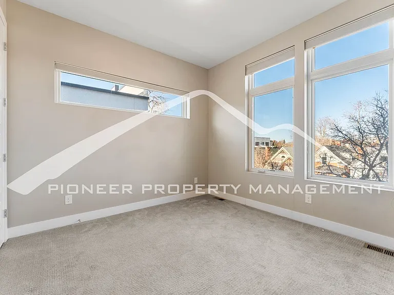 2121 N Marion St #1 — Photo 18