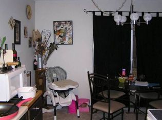 1742 McKnight Rd N, Maplewood, MN 55109