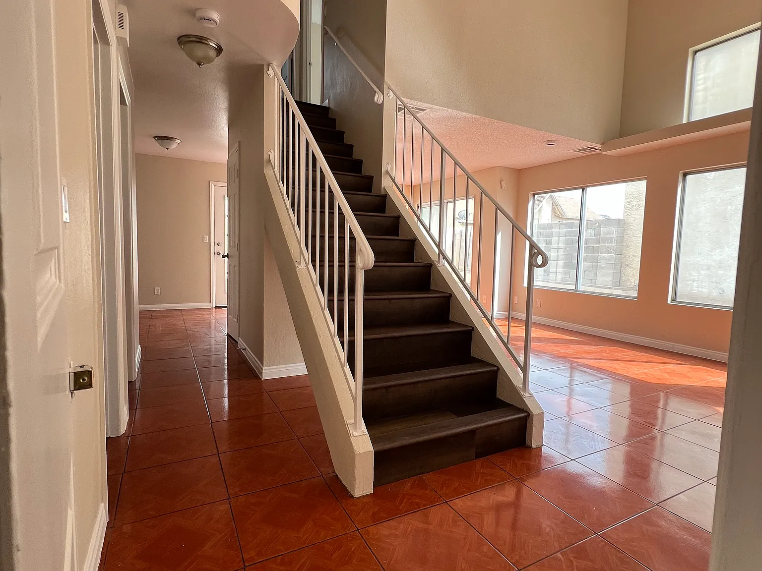 3 bed, 1396 sqft, $1,850 — Photo 4