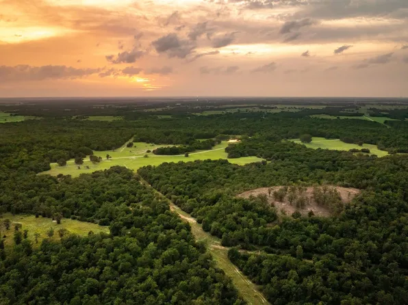S Hickory Loop, Calvert, TX 77837