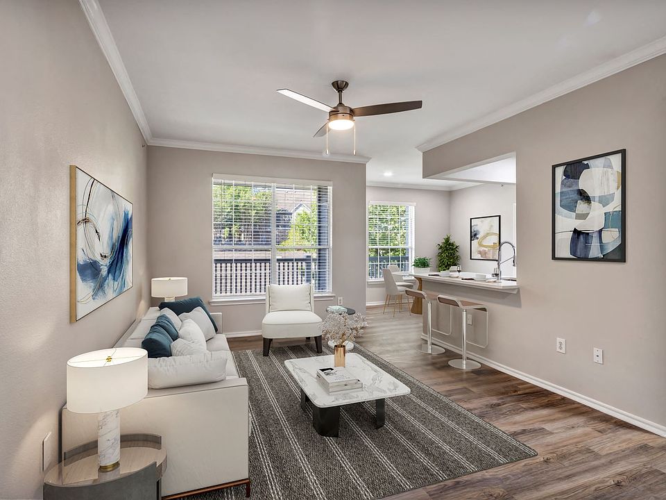 Renovated deluxe home featuring wood plank flooring