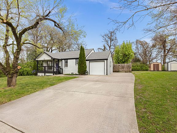 5th image of 2722 Ennis Rd