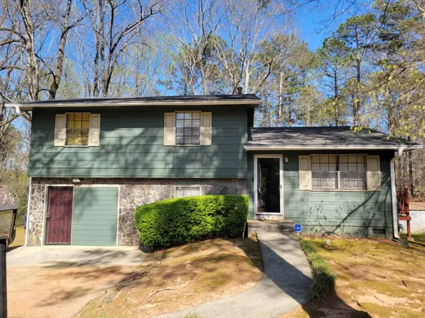 198 Lexington Ct, Riverdale, GA 30274