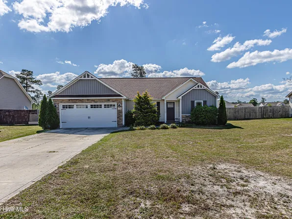 112 Prospect Drive, Richlands, NC 28574