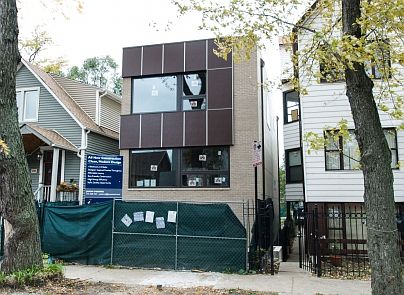 2nd image of 1730 N Whipple St