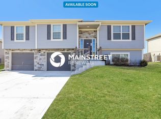 1012 Quartz St, Louisburg, KS 66053