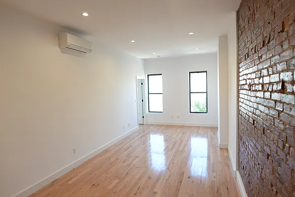 Rented by Residents Team | media 1