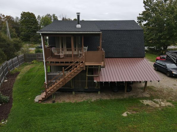 450 E Main Street, Searsport, ME 04974