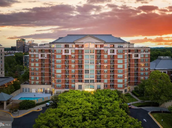 11760 Sunrise Valley Dr APT 813, Reston, VA 20191