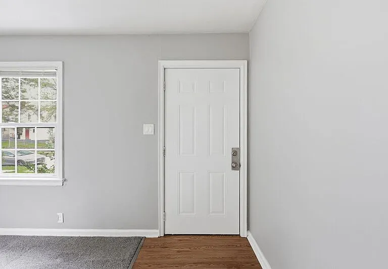 737 E Mithoff St — Photo 4