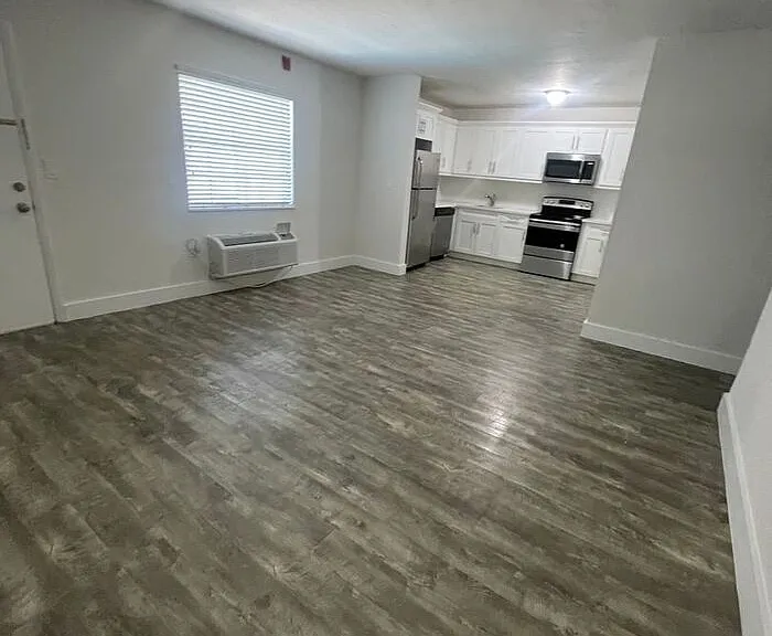 3270 W Trade Ave #14 — Photo 9