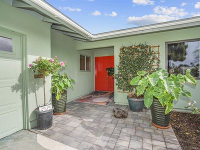 2939 Governor Dr, San Diego, CA, 92122