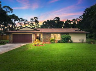 8480 Hidden Pines Rd, Fort Pierce, FL 34945