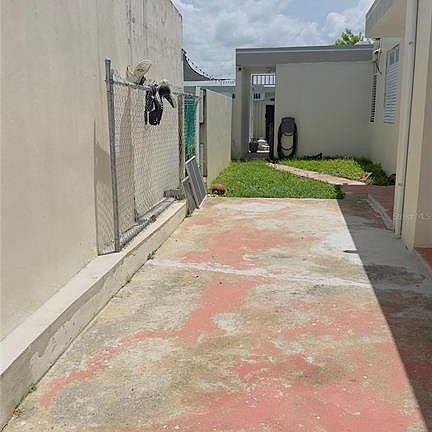 2nd image of 12 LAGOS DE PLATA