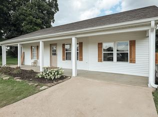 80 McAuley St, Oakland, TN 38060