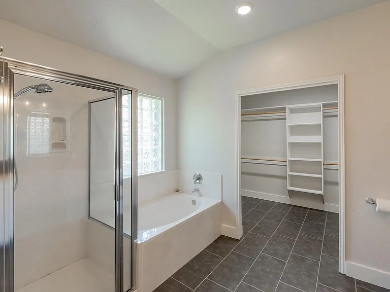 3213 Canyon Ledge Cv — Photo 27