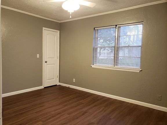 4th image of 309 N Roosevelt Ave