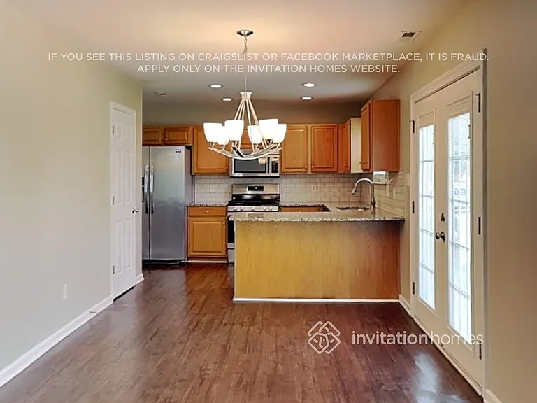 10441 Pickerel Ln — Photo 9