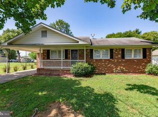 333 Santa Maria Ave, Colonial Beach, VA