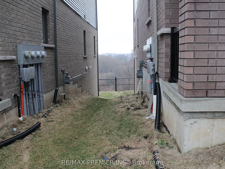 620 Colborne St W #43 — Photo 26