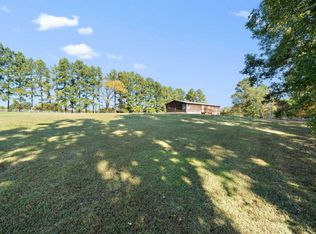 1220 Gullet Ln, Cunningham, TN 37052