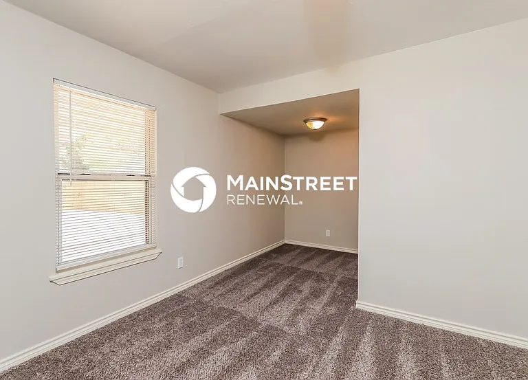 450 Millwood Ln — Photo 12