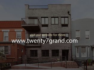 27-34 27th St #3F, Astoria, NY 11102