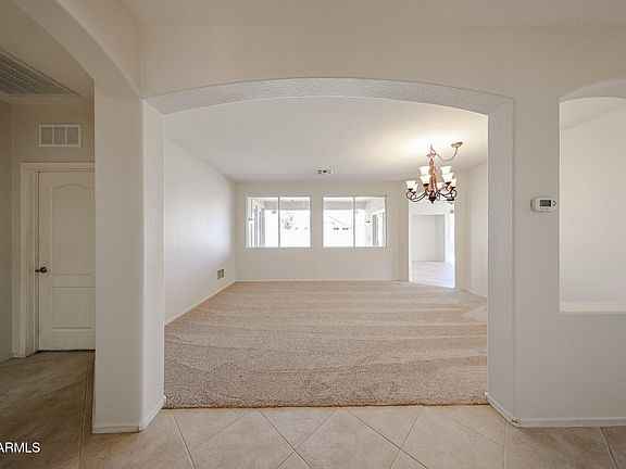 4th image of 11527 N 86TH Avenue