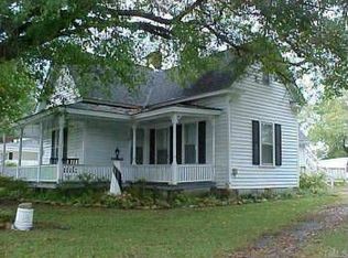 916 W Waddell St, Selma, NC 27576