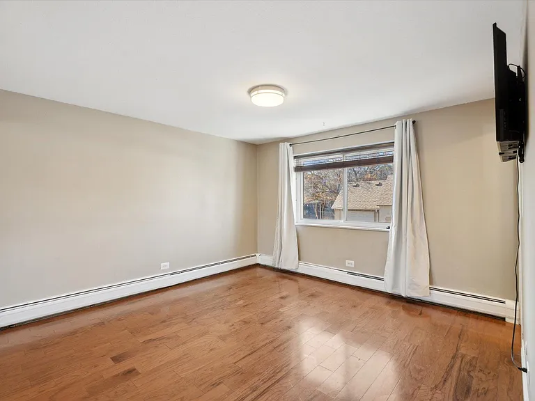 65 N Clarkson St #201 — Photo 9