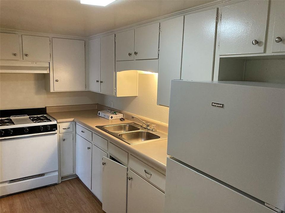 Alton House 1005 W Hickory St Denton TX Zillow