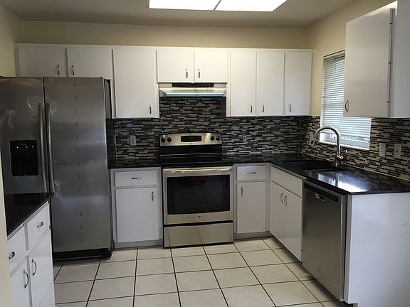 5th image of 5834 Covington Way